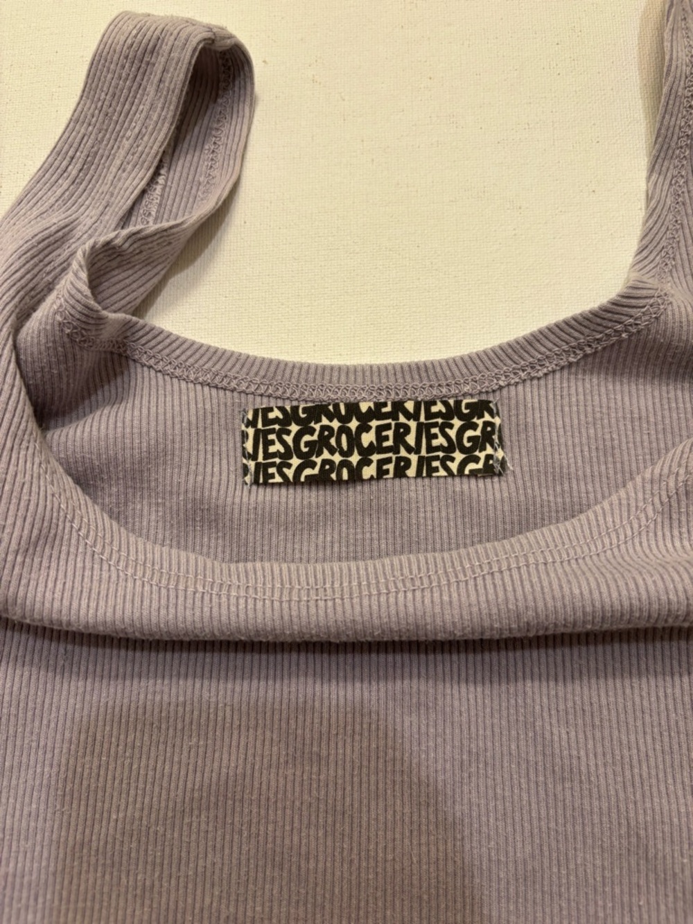 GROCERIES Ribbed Fitted Crop - Picture 4 of 5